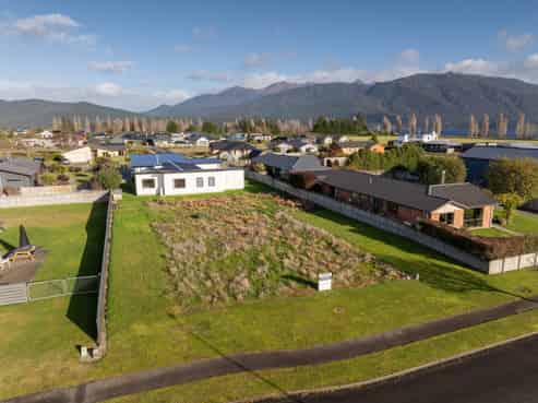 25 Acheron Way, Te Anau