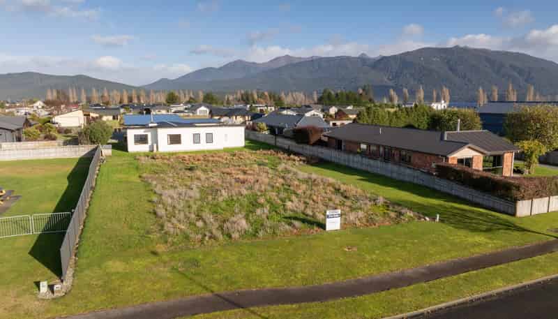 25 Acheron Way, Te Anau