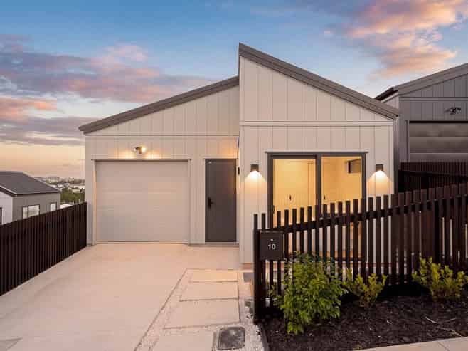 10 Moko Road, Orewa