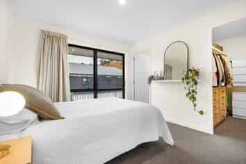 96 RisingHurst Terrace, Frankton