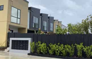 17/47 Huntington Drive, Huntington Park