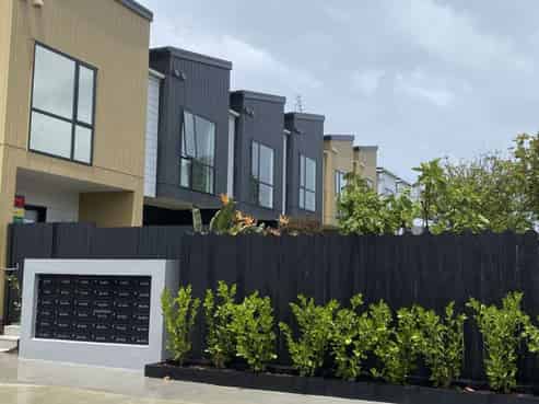 17/47 Huntington Drive, Huntington Park