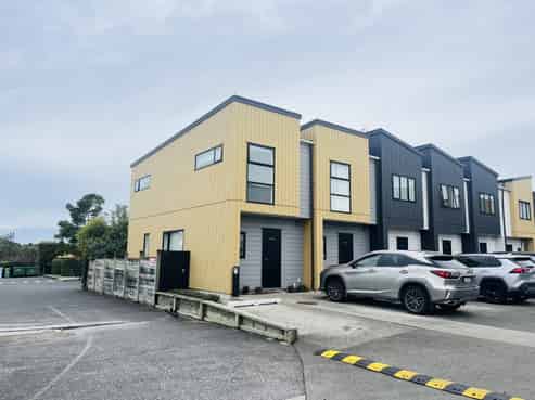 17/47 Huntington Drive, Huntington Park