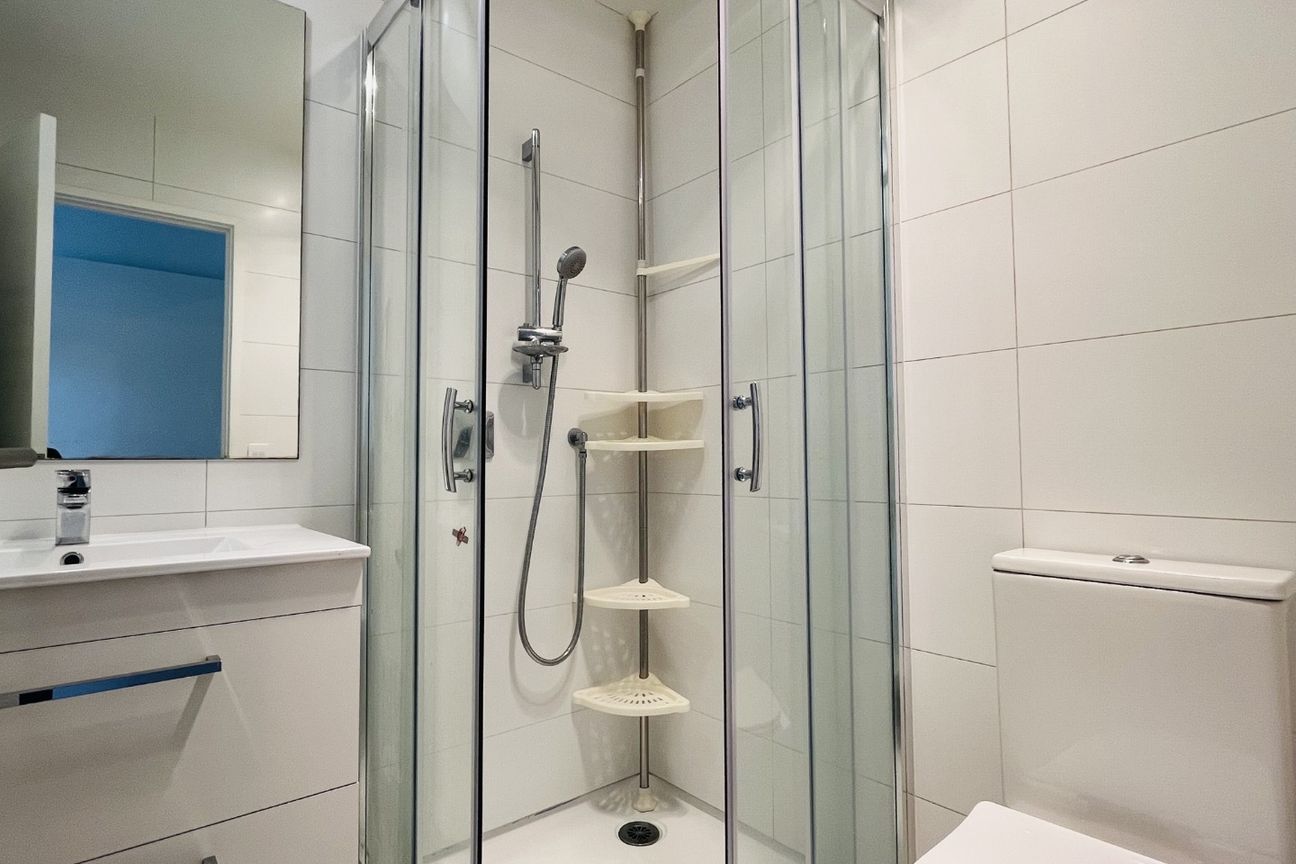Modern Corner Townhouse in Prime Location - Ansicht 4