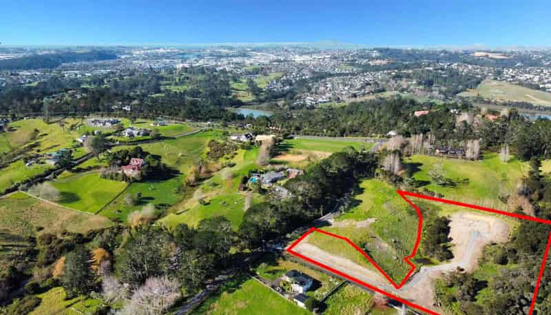 19 Elmore Road, Paremoremo