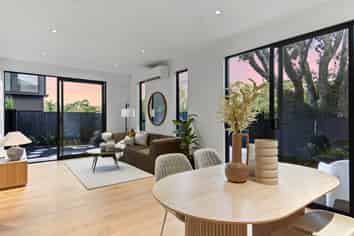 14 Cloverly Crescent, Campbells Bay