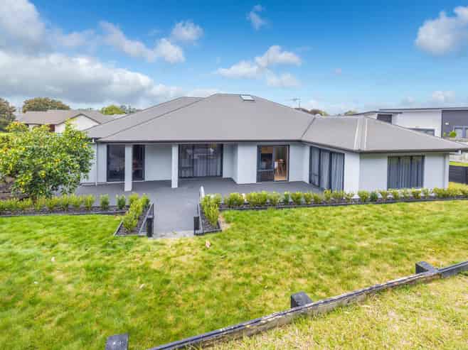 3 Iain Court, Rototuna
