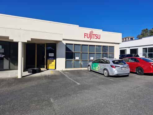 Convenient ground floor with parking at door