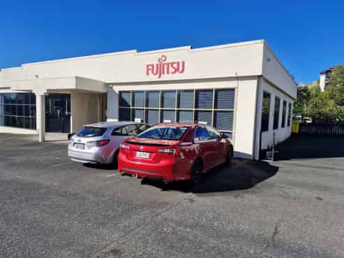 Convenient ground floor with parking at door