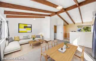 2/191 Titirangi Road, Titirangi