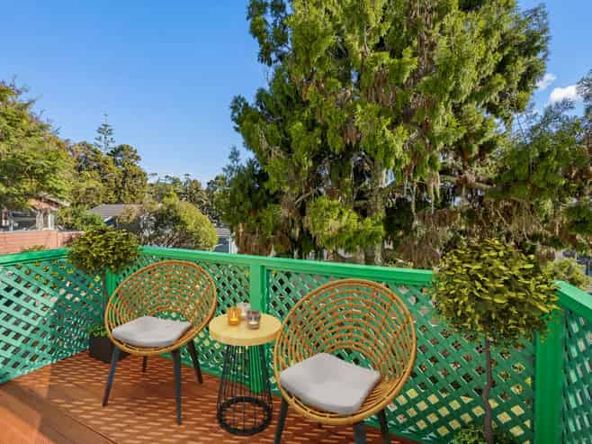2/191 Titirangi Road, Titirangi