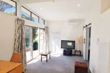 17 Wharemauku Road, Raumati Beach
