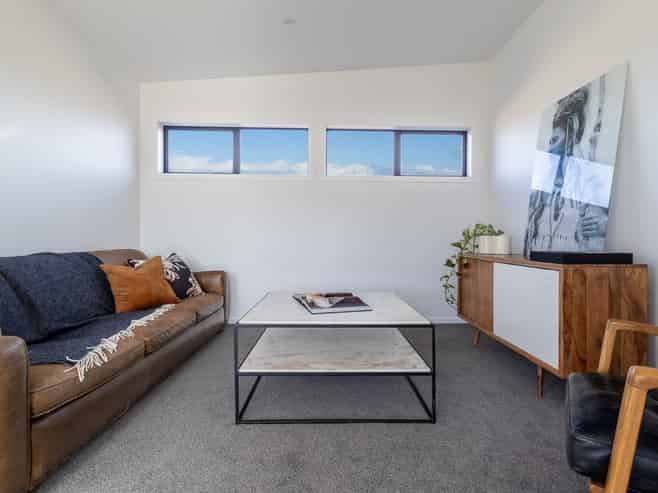 24 One Haruru Street, Cambridge