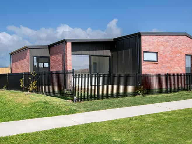 24 One Haruru Street, Cambridge