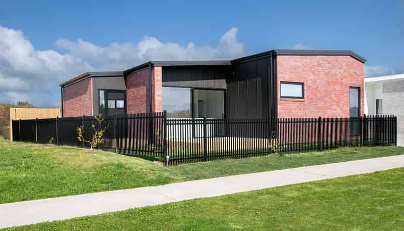 24 One Haruru Street, Cambridge