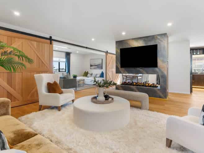 33 Ballymore Drive, Pinehill