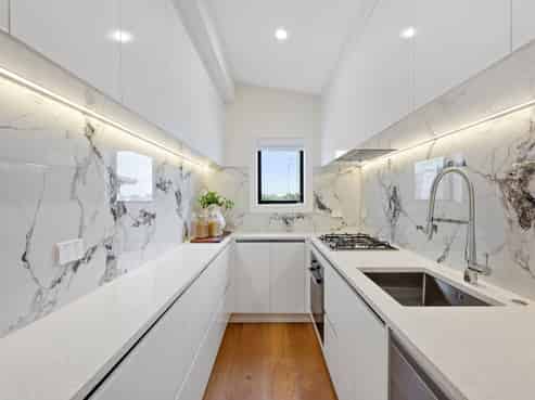 33 Ballymore Drive, Pinehill