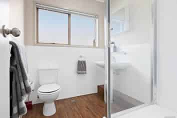 8/134 Church Street, Otahuhu