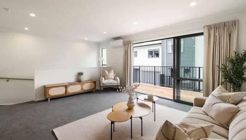 3/6 Ruakiwi Road, Hamilton Lake
