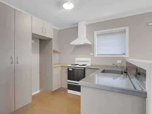 28 Enderley Ave, Enderley