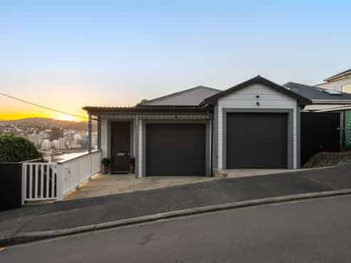 10 Shannon Street, Mount Victoria