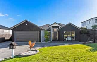 7 Hapukupuku Avenue, Beachlands