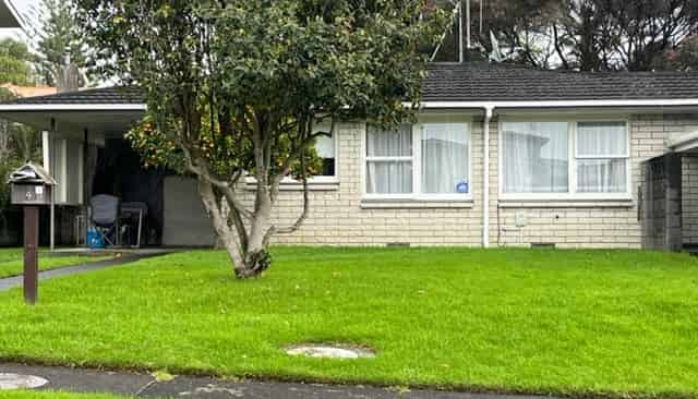 4 Chevron Drive, Bellevue