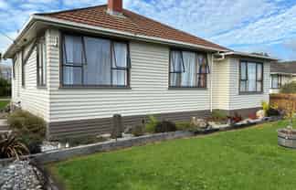 1 Webb Street, Westport