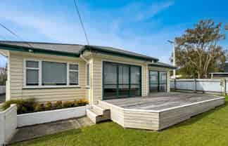 19 Field Street, Silverstream