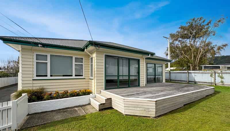 19 Field Street, Silverstream