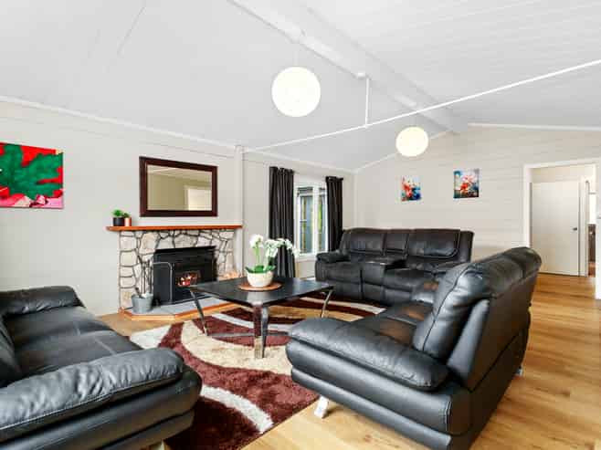 5 South Street, Tawa