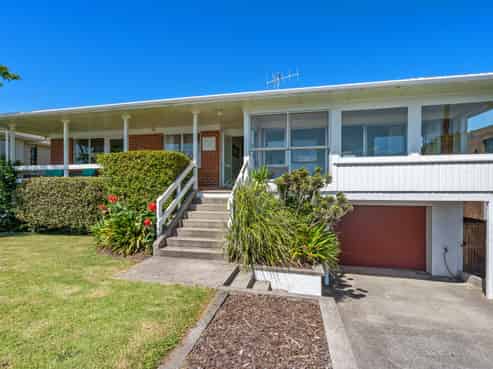 247 One Tree Point Road, One Tree Point