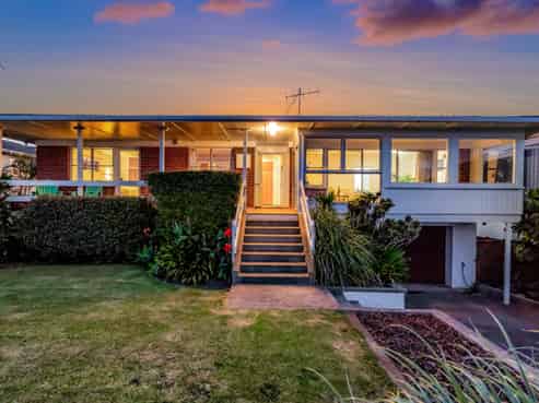 247 One Tree Point Road, One Tree Point