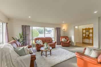 318 Manly Street, Paraparaumu Beach