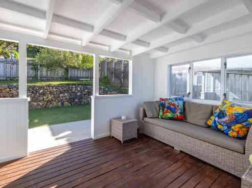 22 Marama Avenue, Surfdale