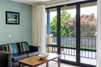 4 Star Plus 12 Unit Motel in Motueka