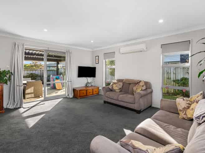 42 Shadbolt Lane, Rolleston