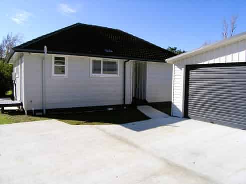 A/152 Wainuiomata Road, Wainuiomata