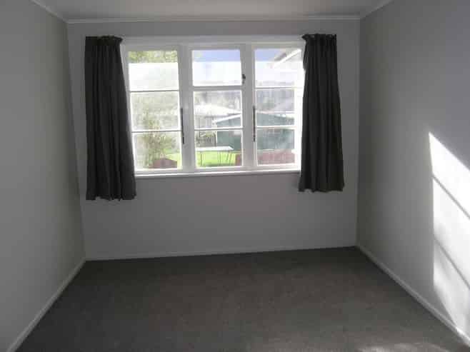 A/152 Wainuiomata Road, Wainuiomata