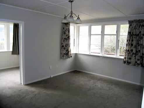 A/152 Wainuiomata Road, Wainuiomata