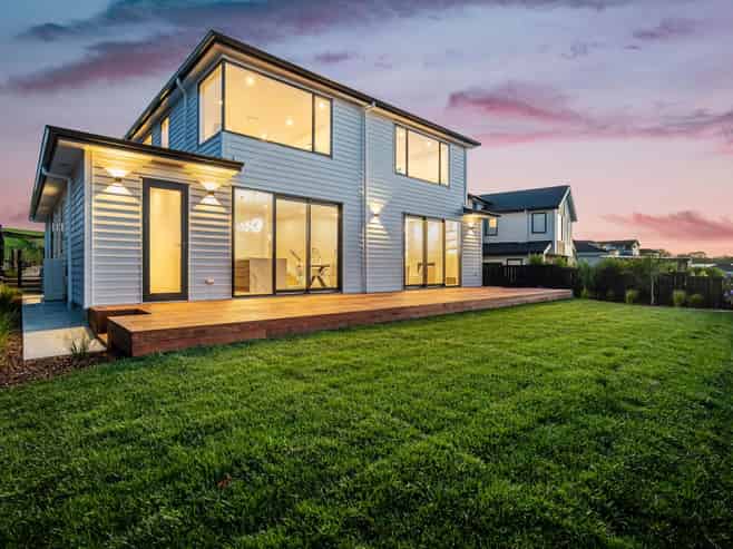 6 Pekanga Road, Orewa