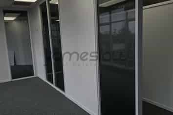 270sqm High Profile Office + 8 Car Parks