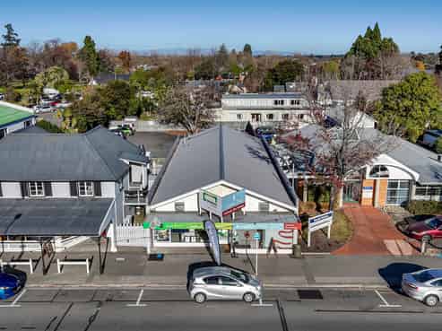 Frontage-focused retail space on High Street