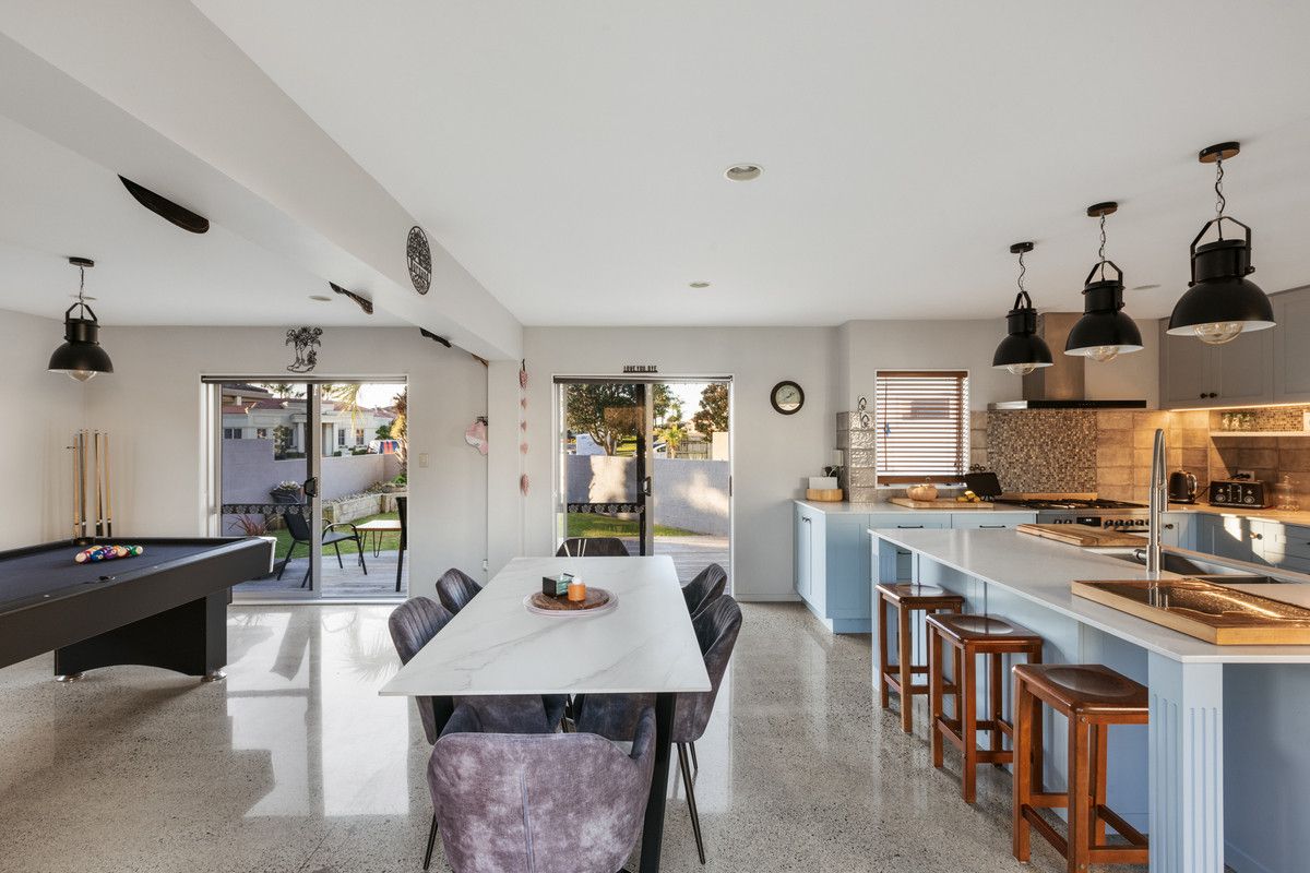 Modern Beach Living in Royal Palms - Bild 6