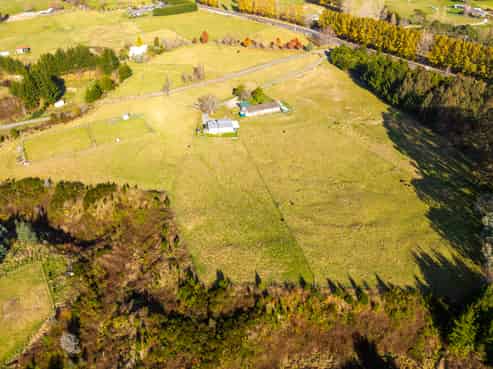 512 State Highway One, Wairakei