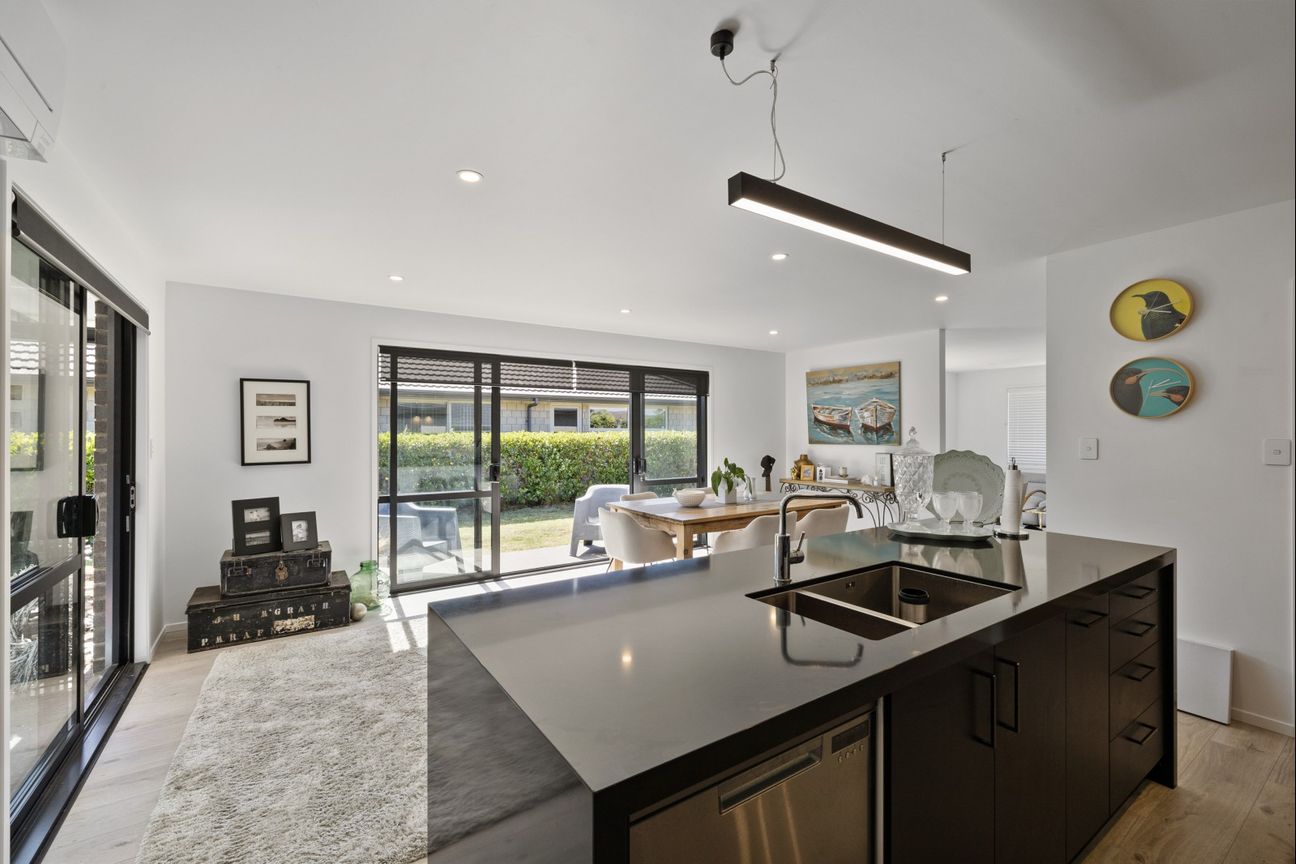Contemporary comfort, exceptional amenities – pohled 2