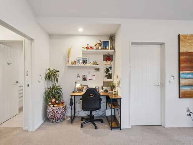 22 Huxley Place, Lake Hayes Estate