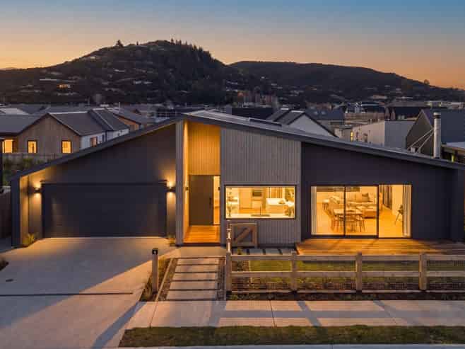 4 Moonstone Street, Wanaka