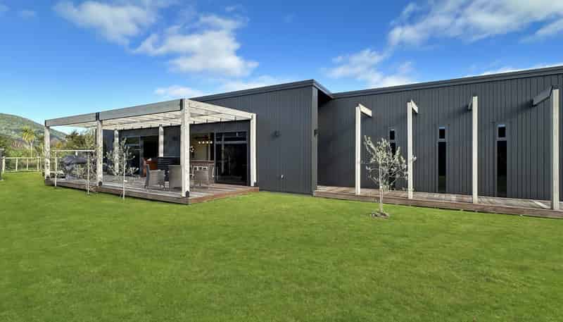 135 Lisland Drive, Kinloch