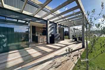 135 Lisland Drive, Kinloch